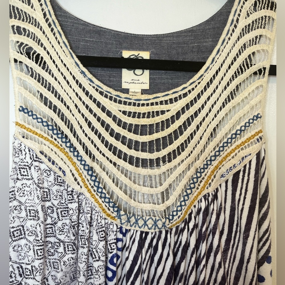 Anthropologie One September L swingy sleeveless with tassels